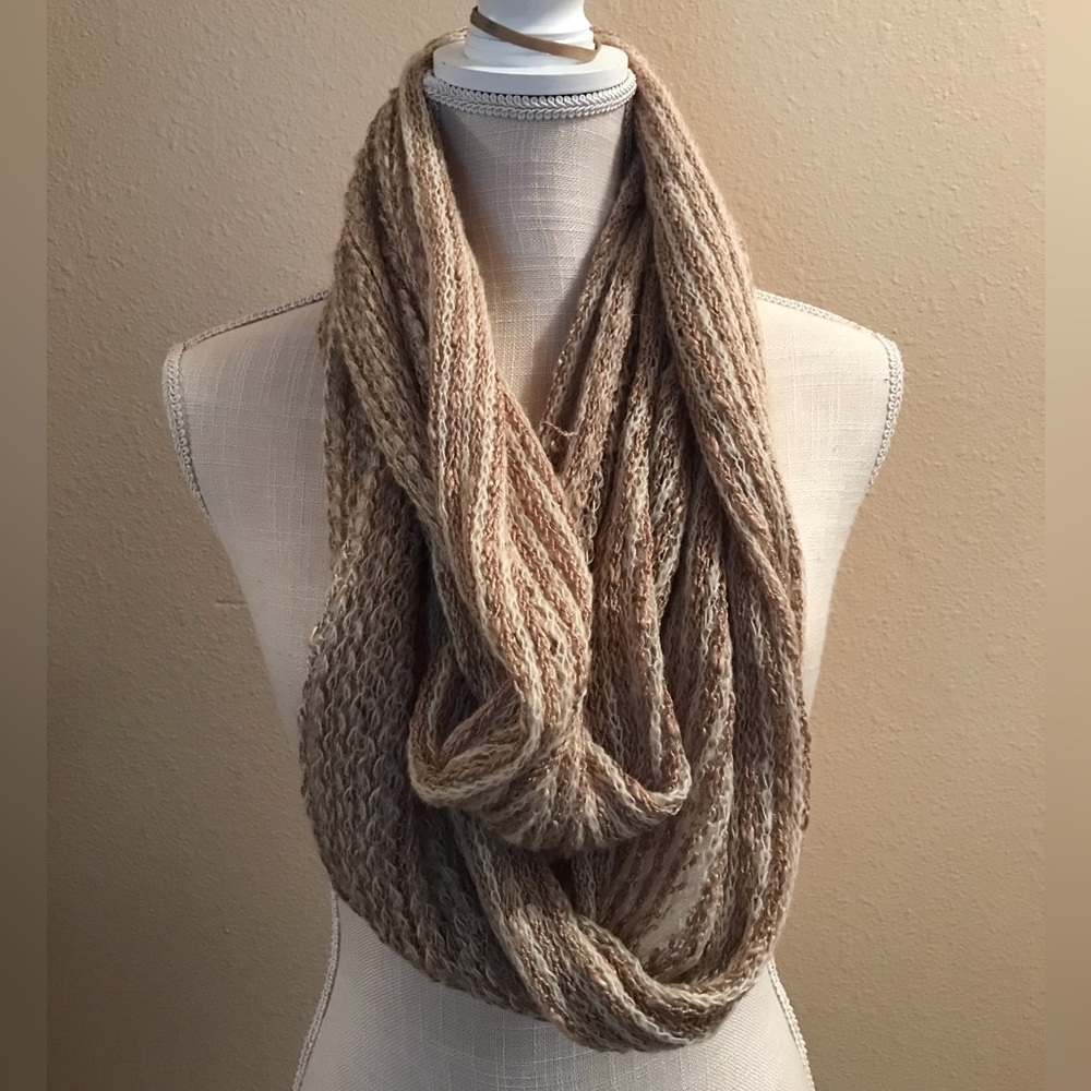 Knit infinity scarf in color camel soft and warm - Picture 1 of 3